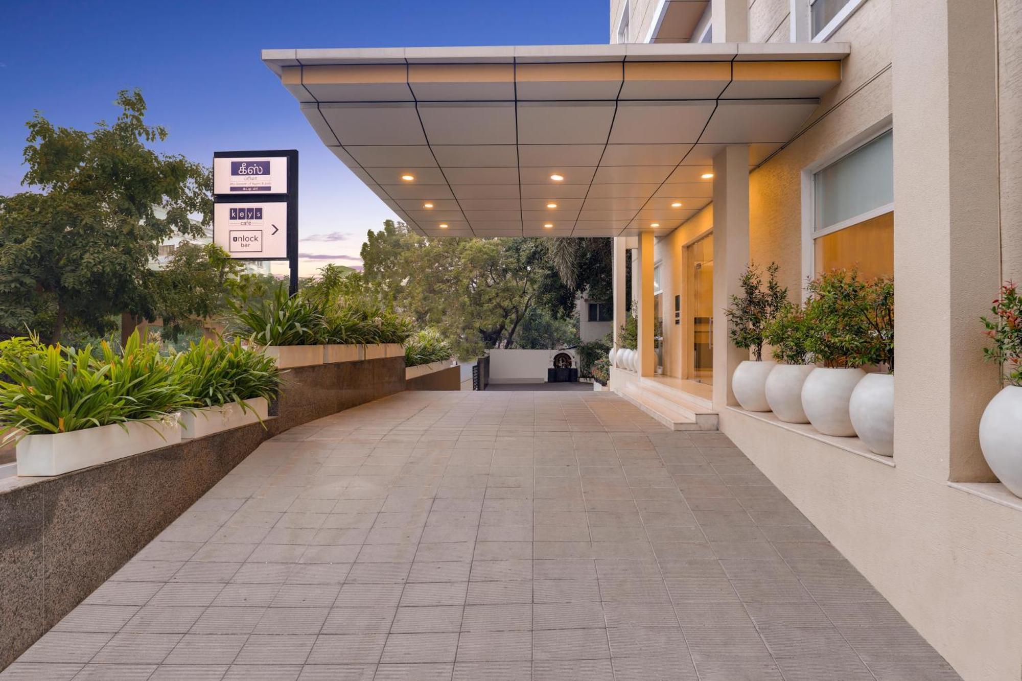 Keys Prima By Lemon Tree Hotels, Katti-Ma, Chennai Exterior foto
